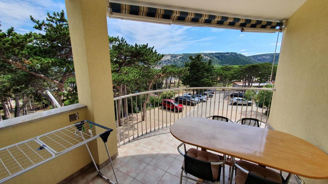 Apartments Ok Lopar Exterior photo